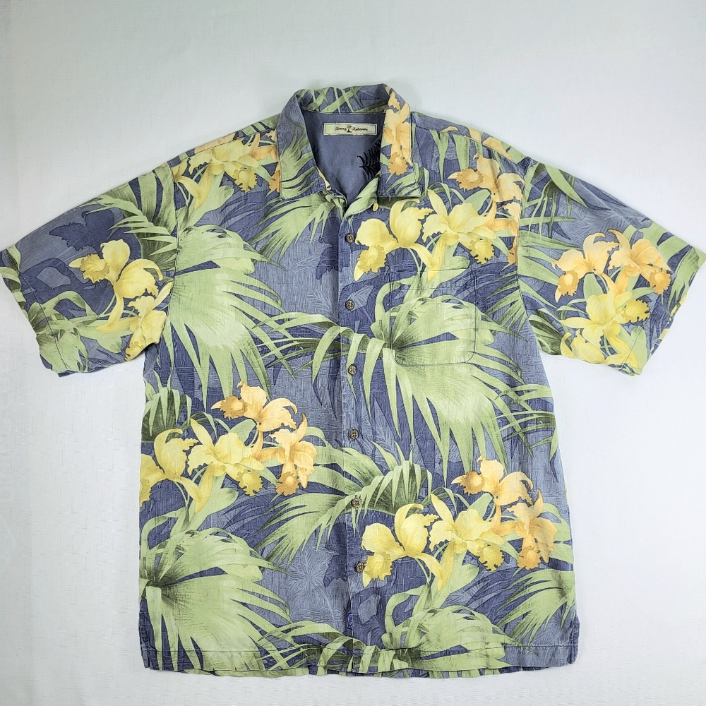 Tommy Bahama Silk Hawaiian SHIRT Mens Size M Blue w Yellow Flowers Button Aloha